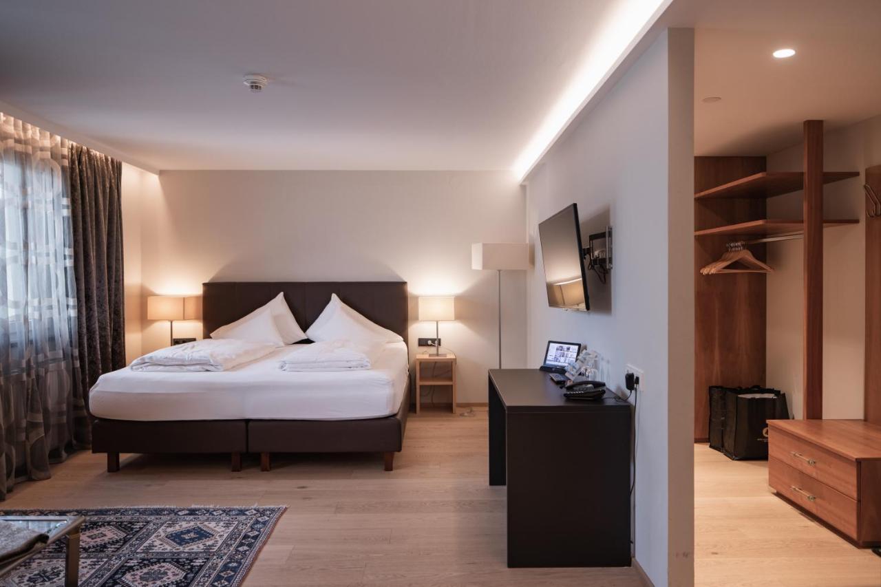 Stadthotel Goldenes Schiff Бад Ишл Екстериор снимка